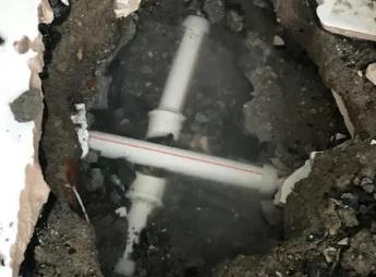深圳阳台漏水维修公司为您分享楼上楼下漏水怎么处理